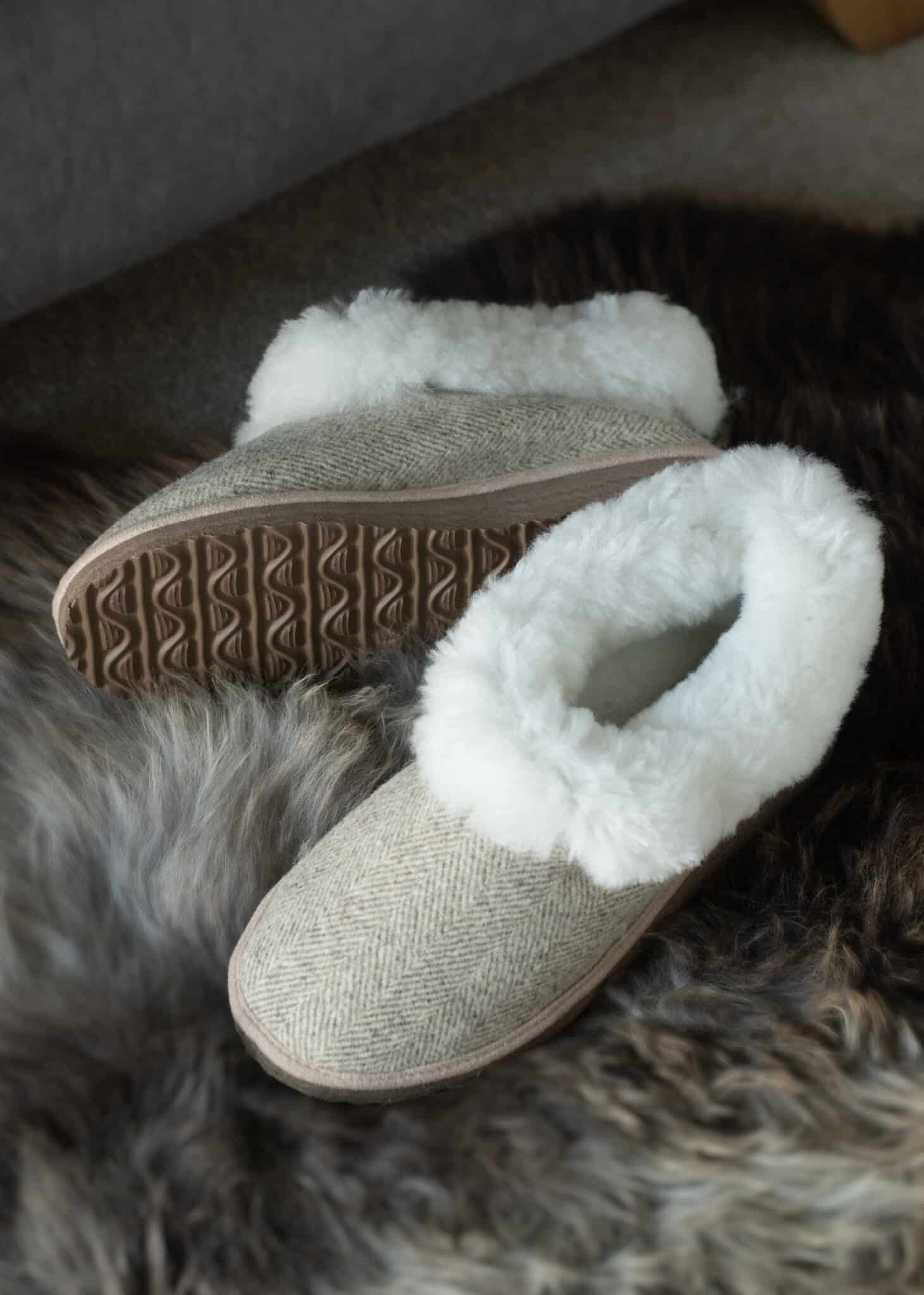 jiajiale Womens Fluffy Double Memory Foam Slippers Ladies Cozy Fuzzy Faux  Fur Slip on Warm House Shoes with Arch Support Indoor Outdoor Non Slip Hard  Sole, Grey, 9 price in UAE |